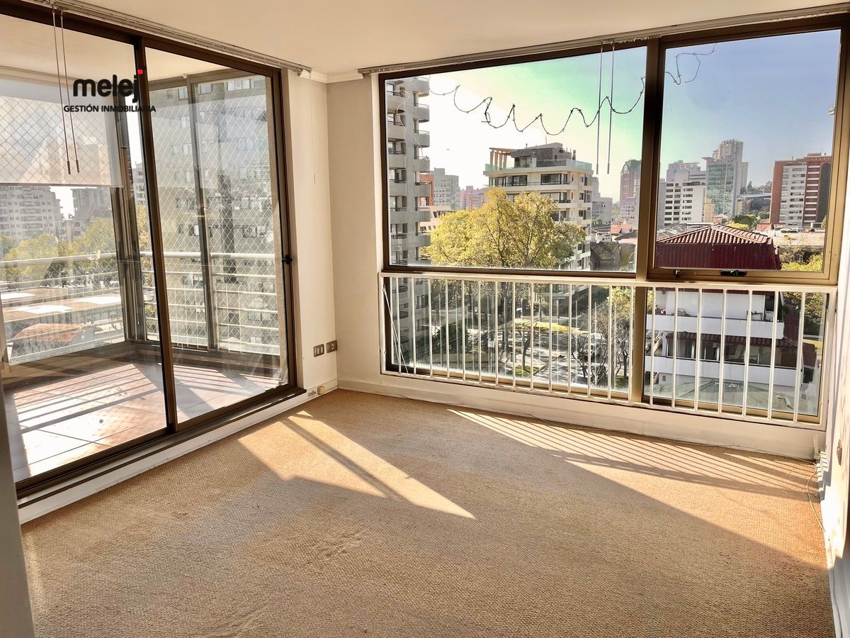 12 de 18: Dormitorio principal en suite