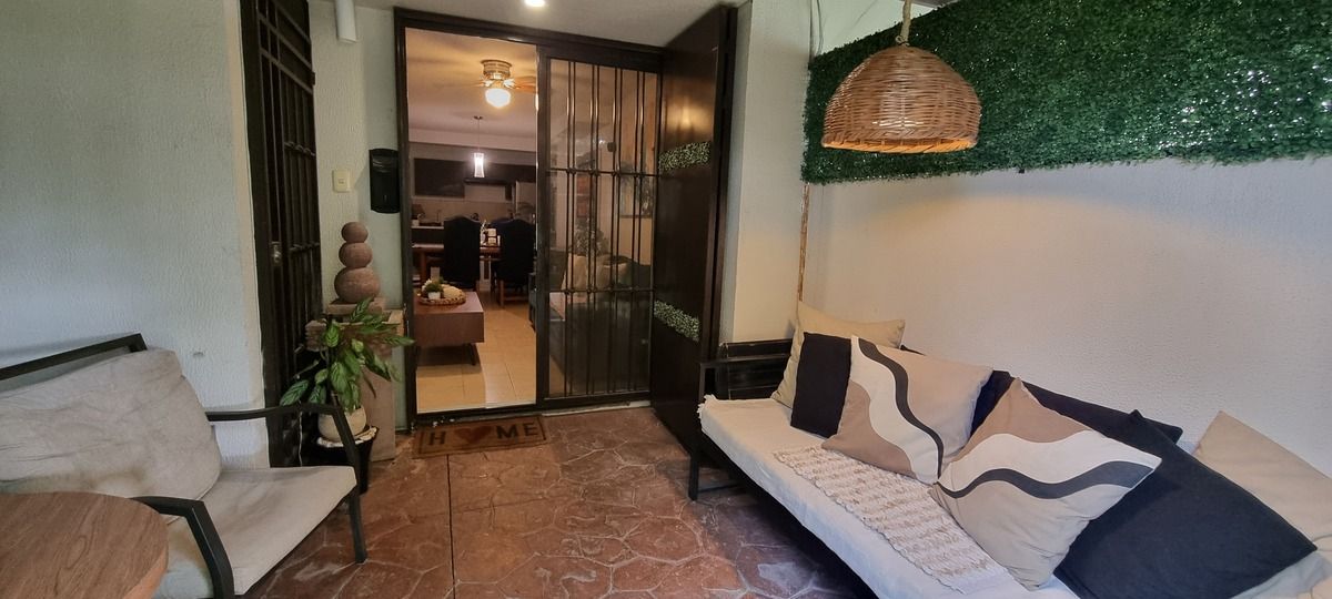 4 de 36: Acceso planta baja