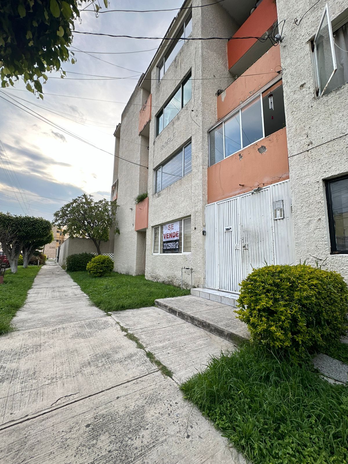 1 de 14: Fachada