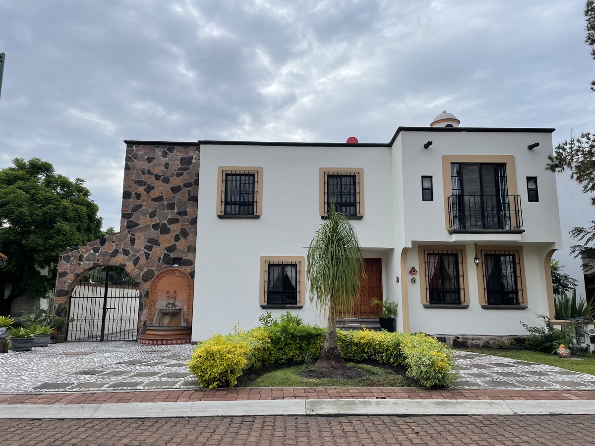 1 de 36: fachada