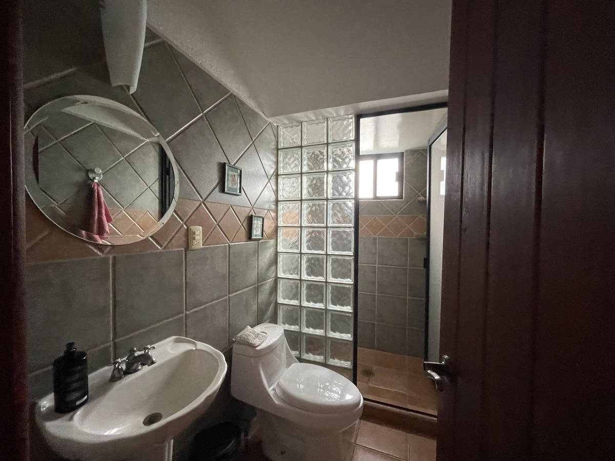 5 de 36: baño cpmpleto