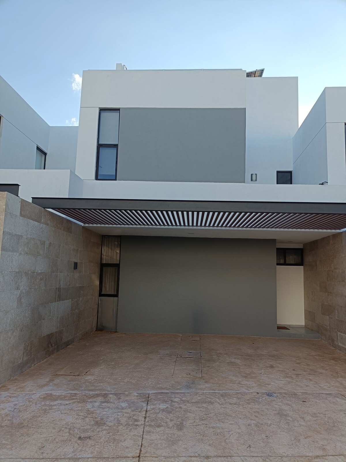 1 de 25: Fachada TH -10