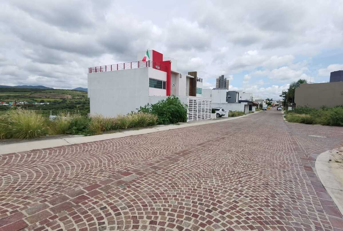 9 de 17