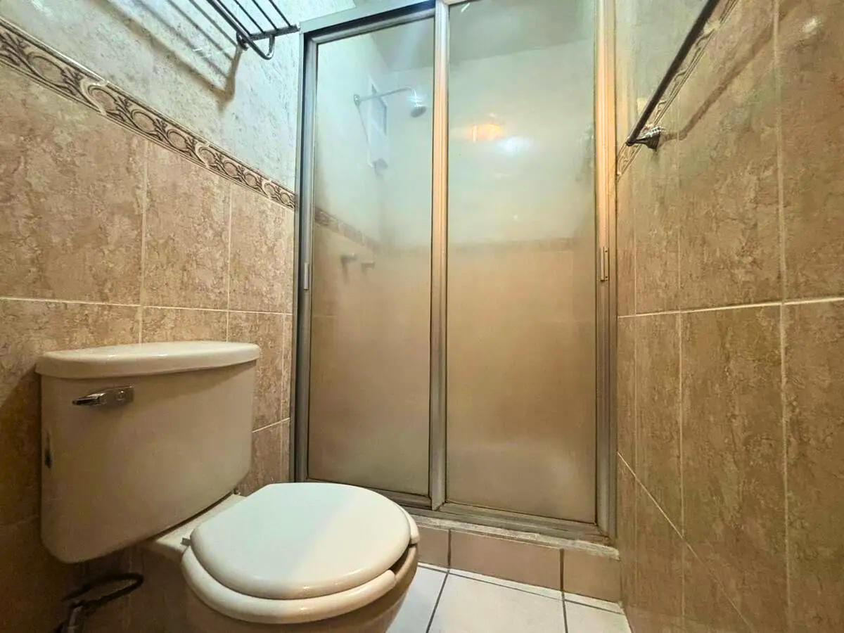 7 de 20: BAÑO COMPLETO