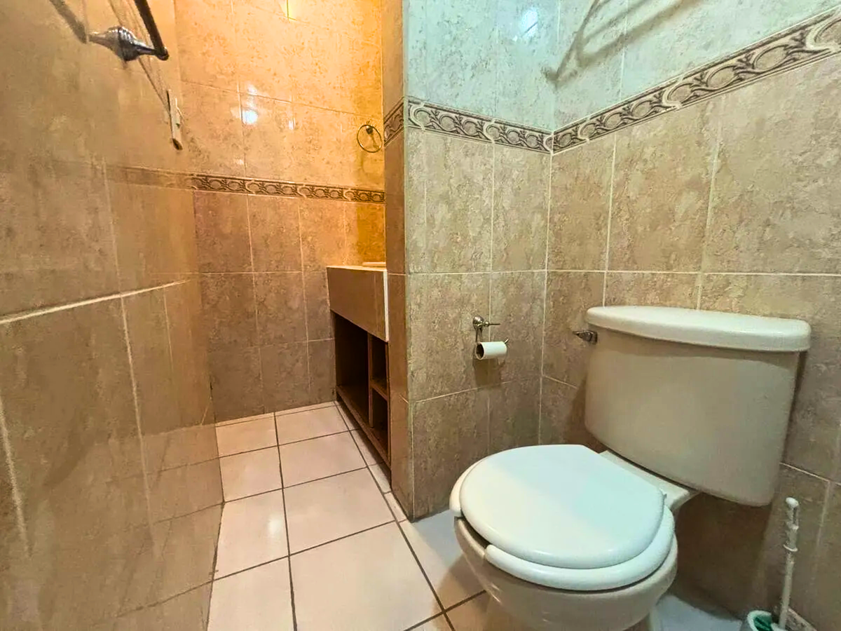 8 de 20: BAÑO COMPLETO