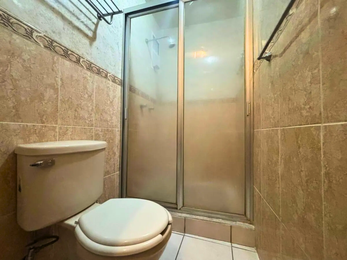 8 de 20: BAÑO COMPLETO