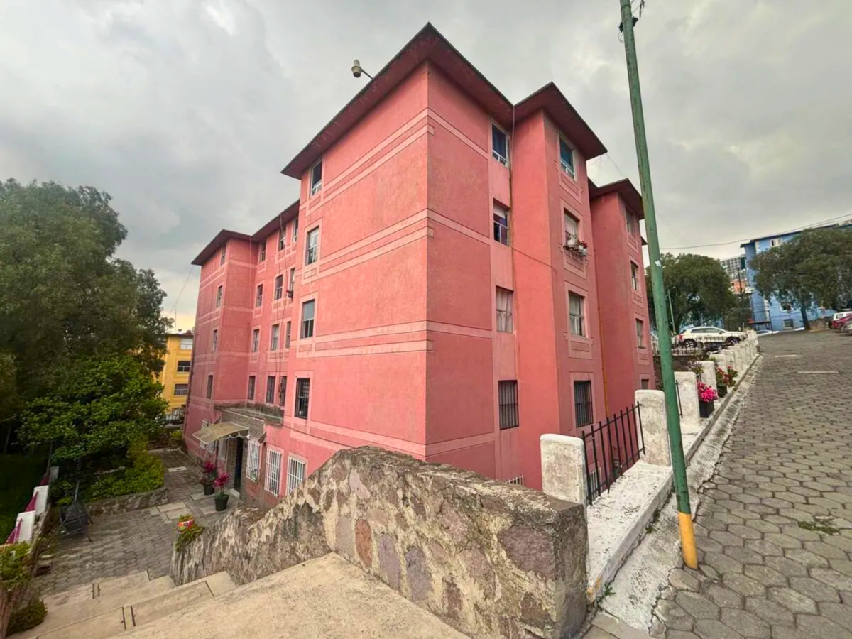 18 de 20: FACHADA DEL EDIFICIO