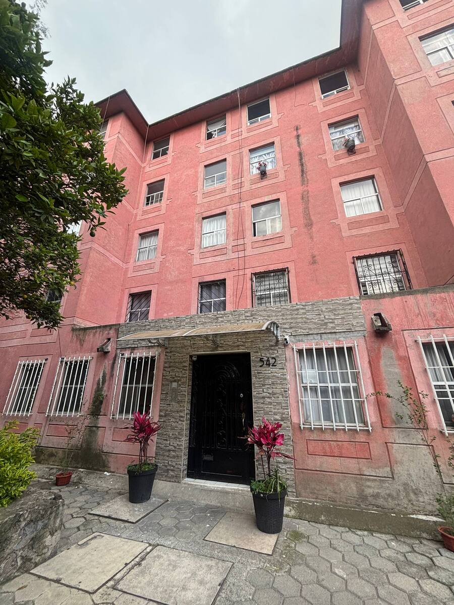 18 de 21: FACHADA DEL EDIFICIO