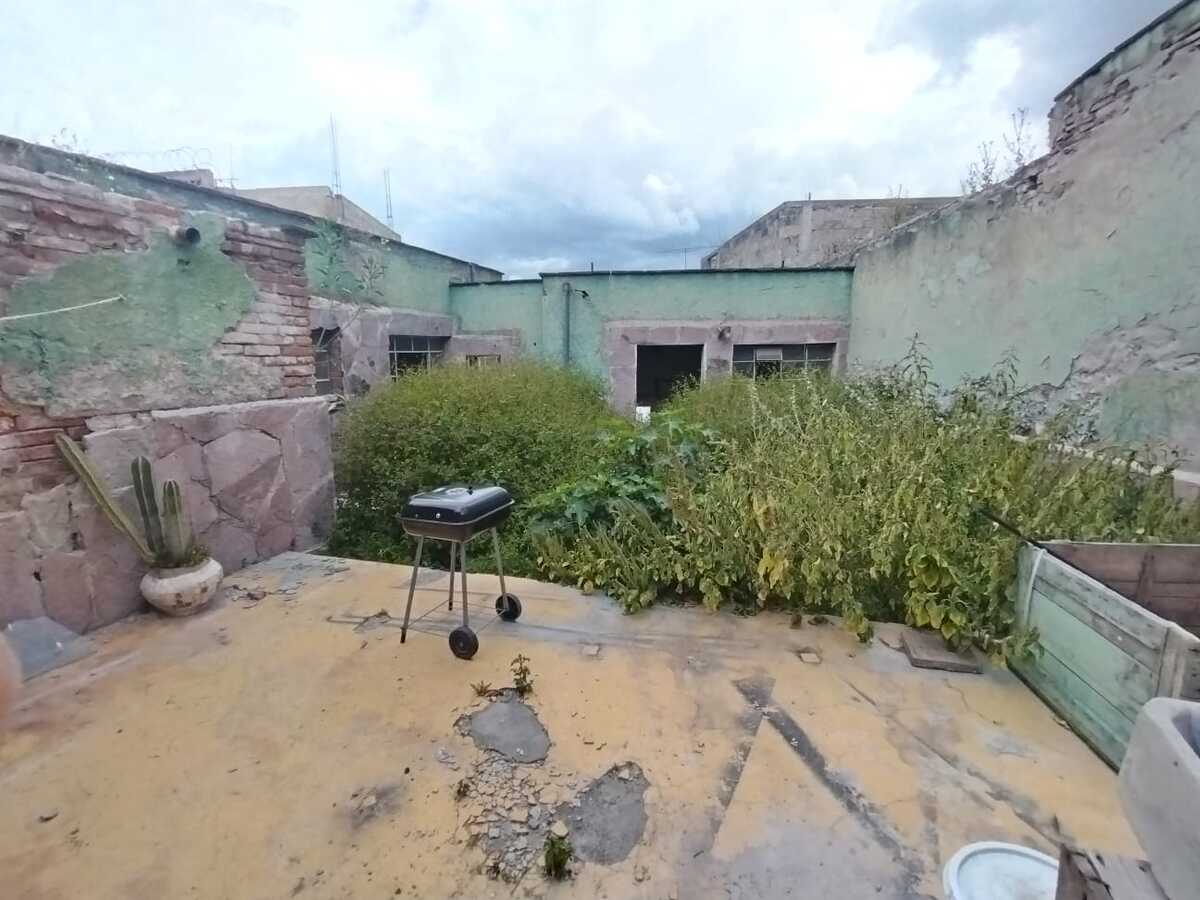 3 de 8