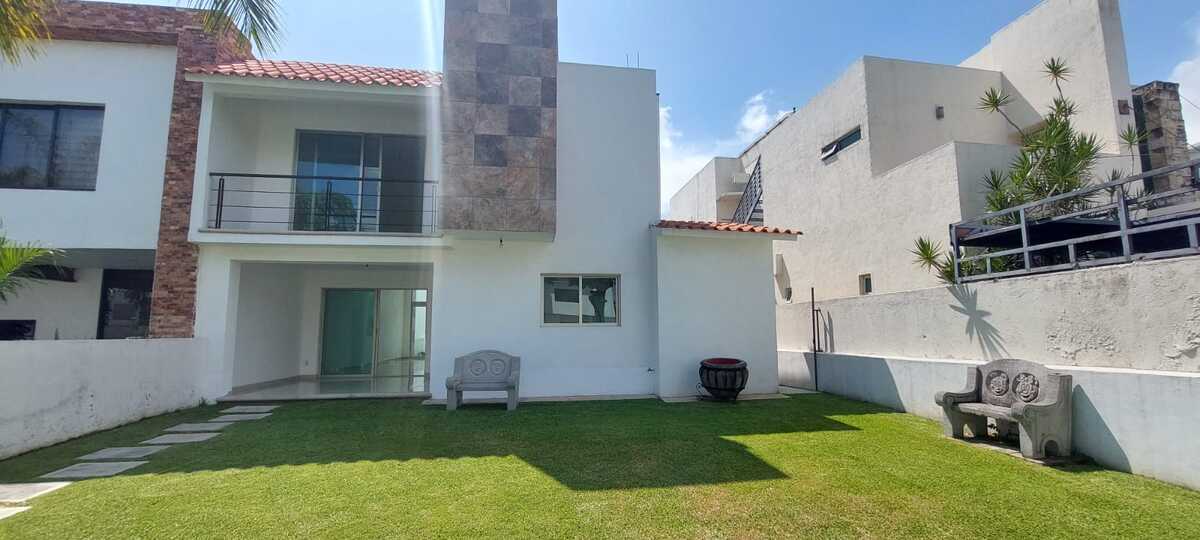 3 de 28