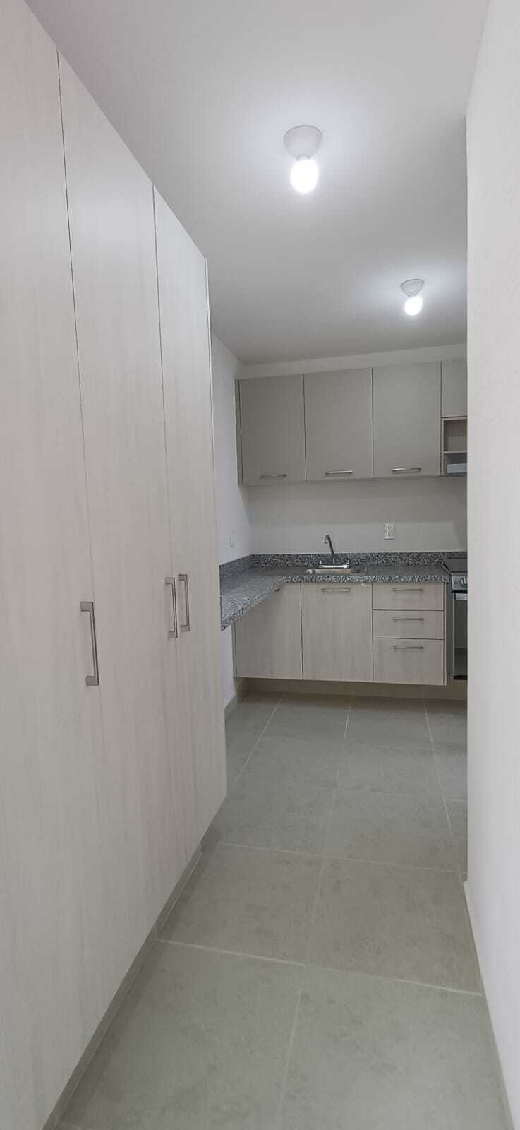 3 de 16: Cocina equipada