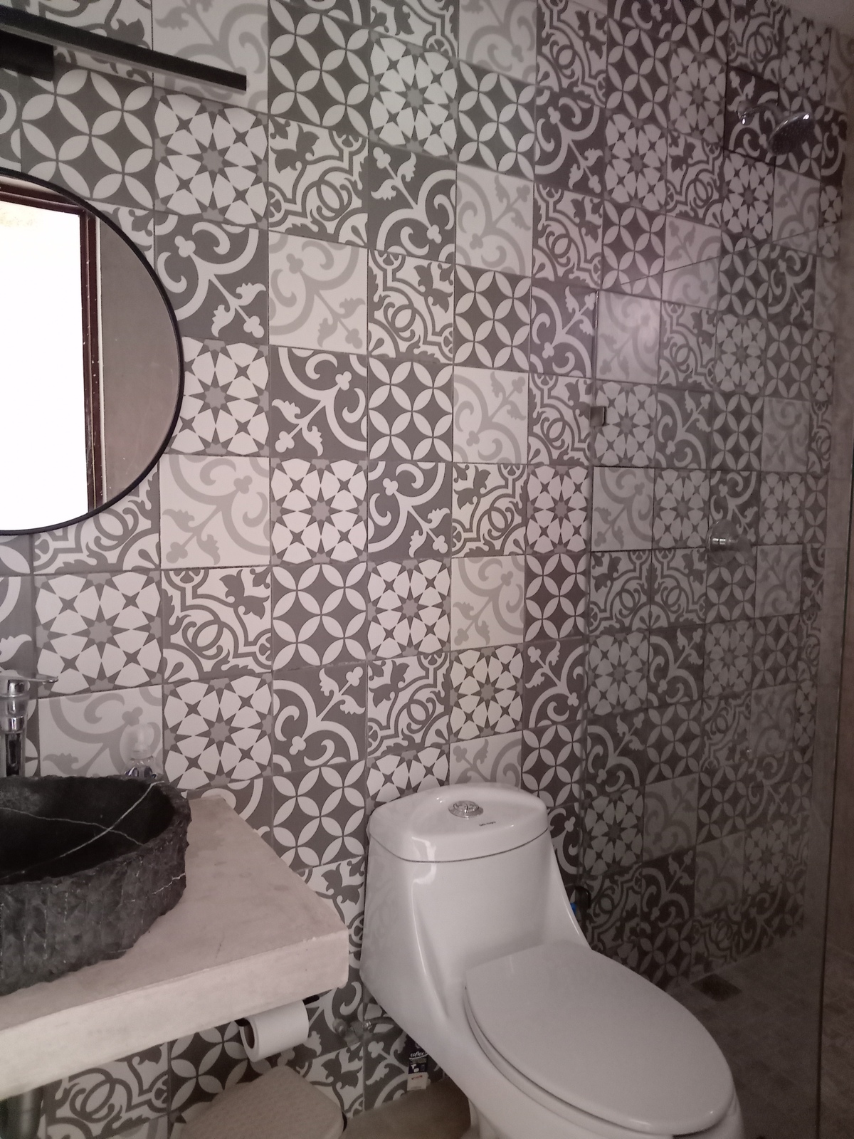 4 of 9: Baño