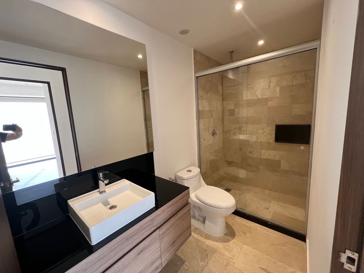 19 de 38: baño completo número dos