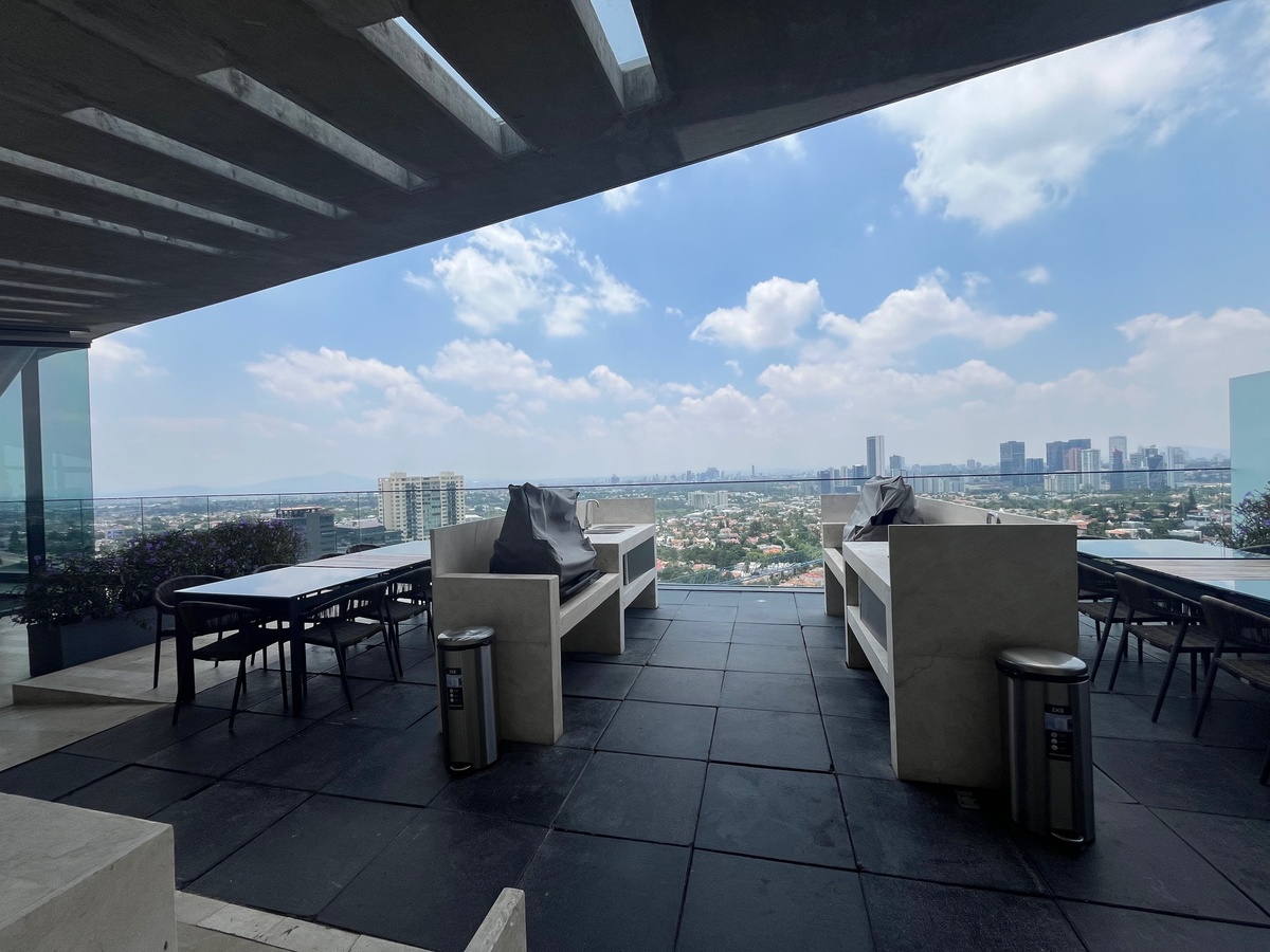 27 de 38: zona de asadores en roof top