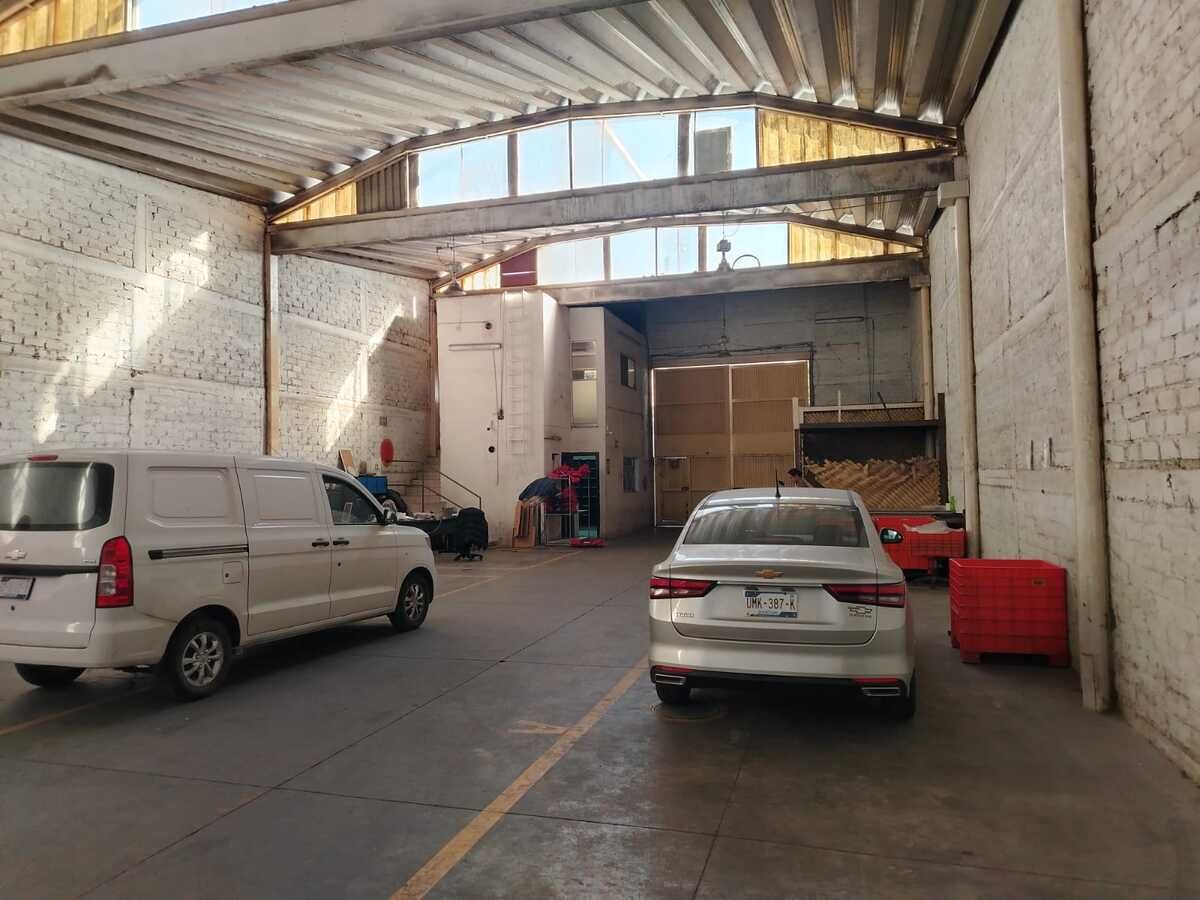 BODEGA GUADALAJARA ZONA INDUSTRIAL 351 MTS - foto 4
