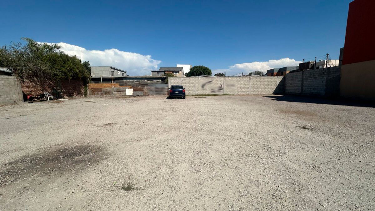 Se vende terreno de 1,362 m² en col. 20 de Noviembre, Tijuana