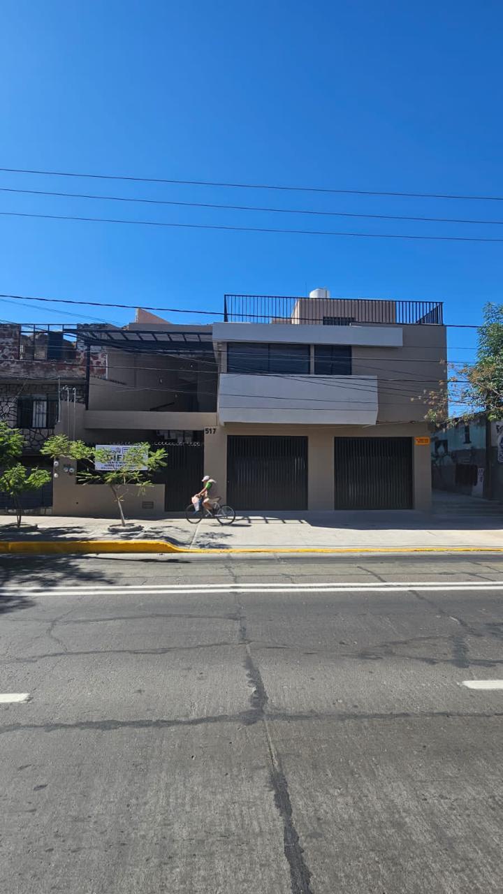 4 de 34