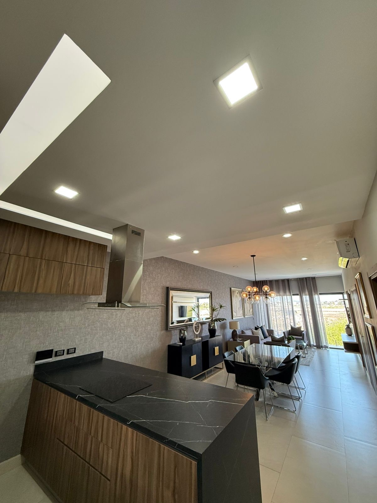 3 de 19: Sala comedor