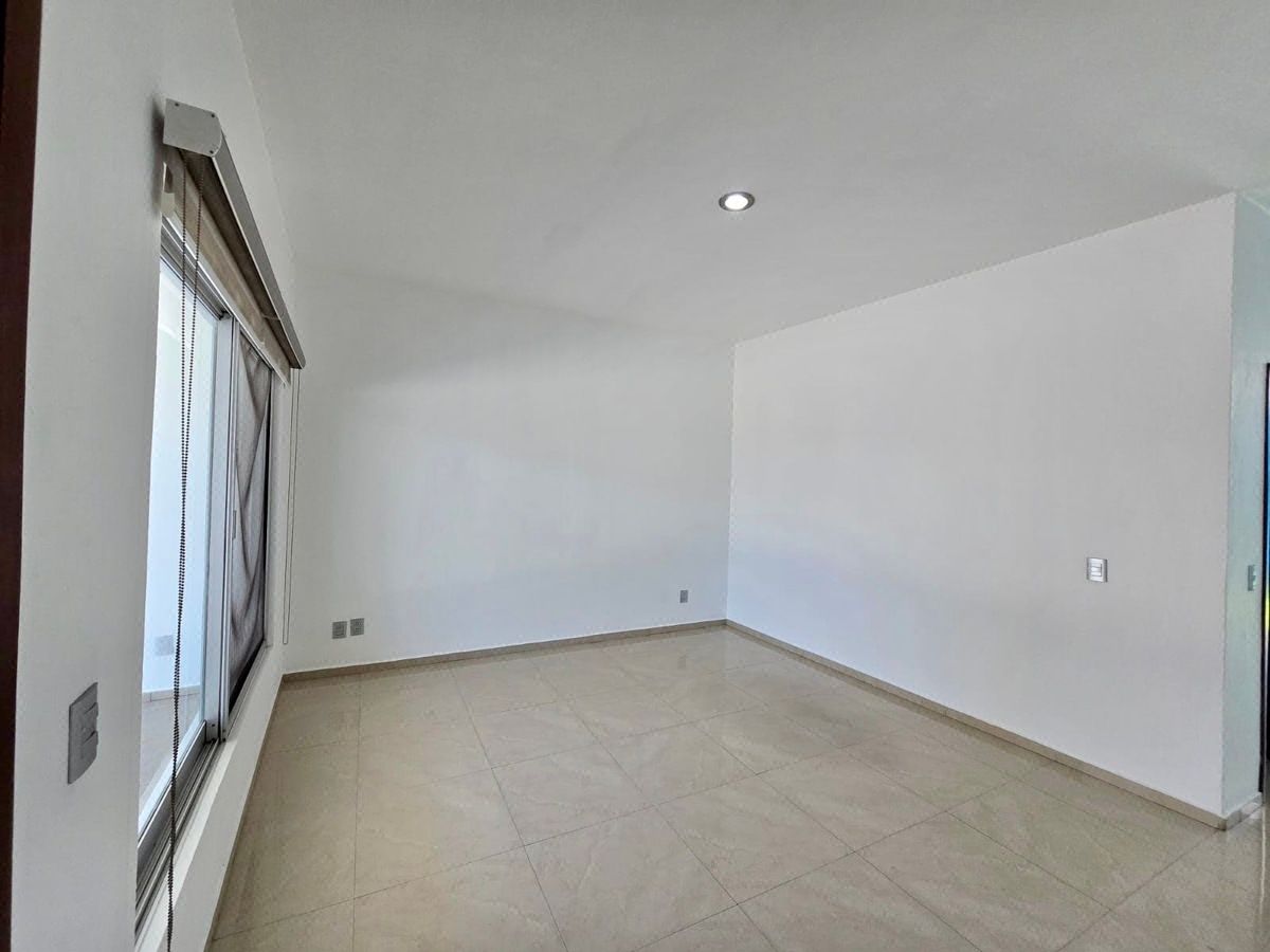 Sala, foto 2 de 28