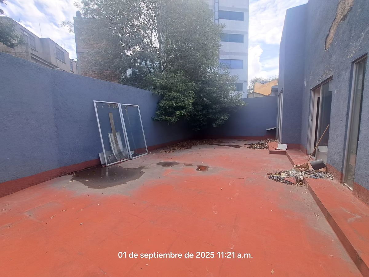3 de 8