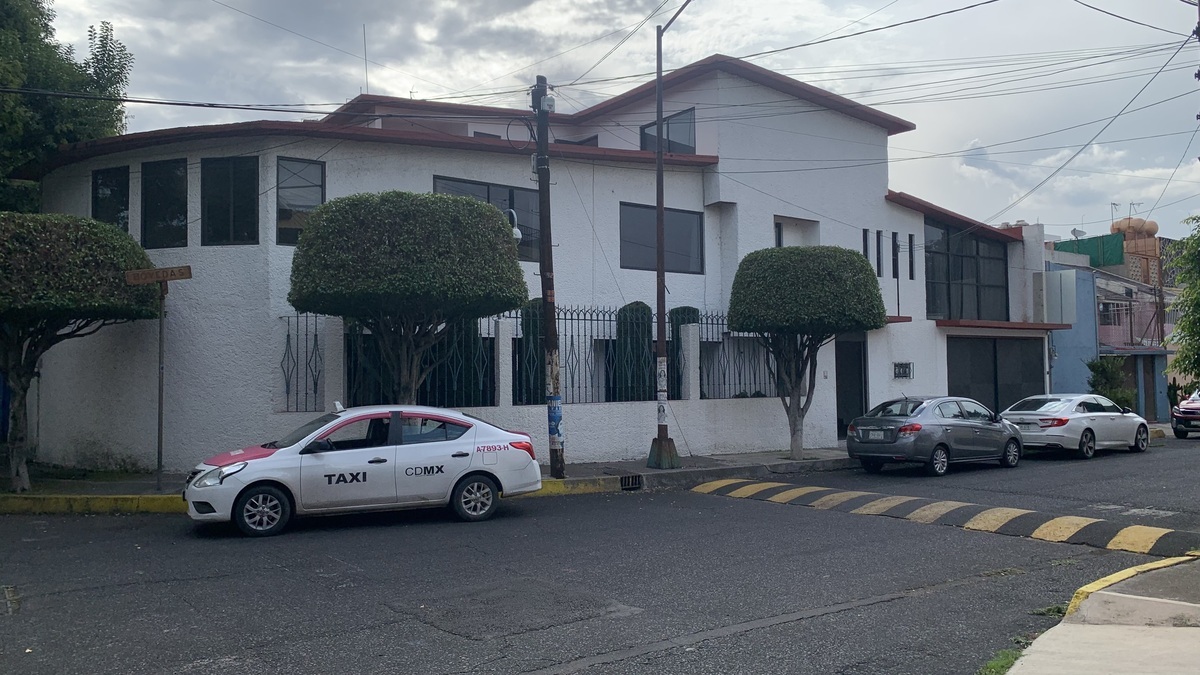 8 de 34