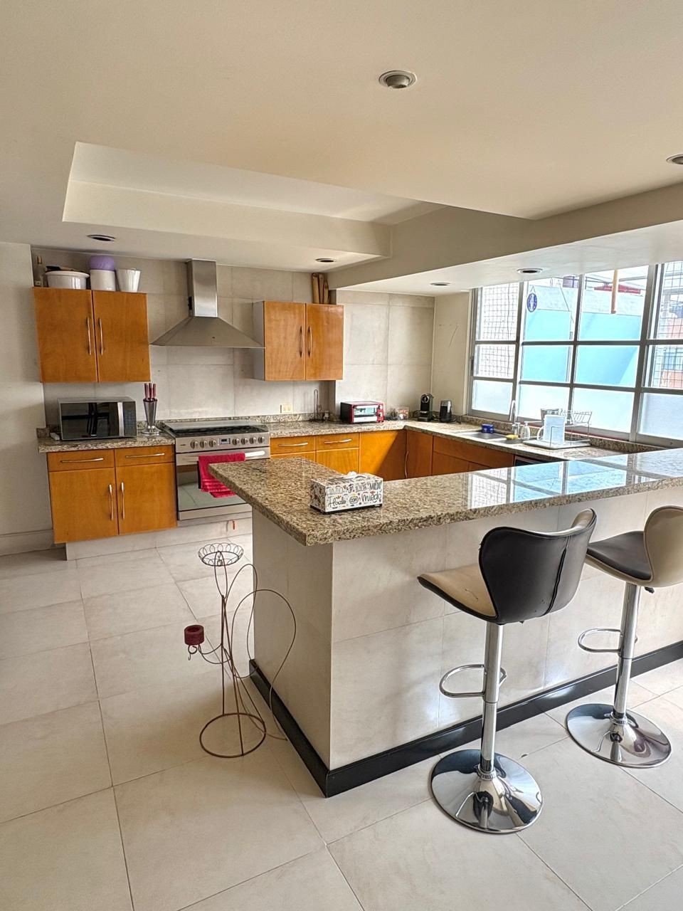 4 de 22: Cocina abierta