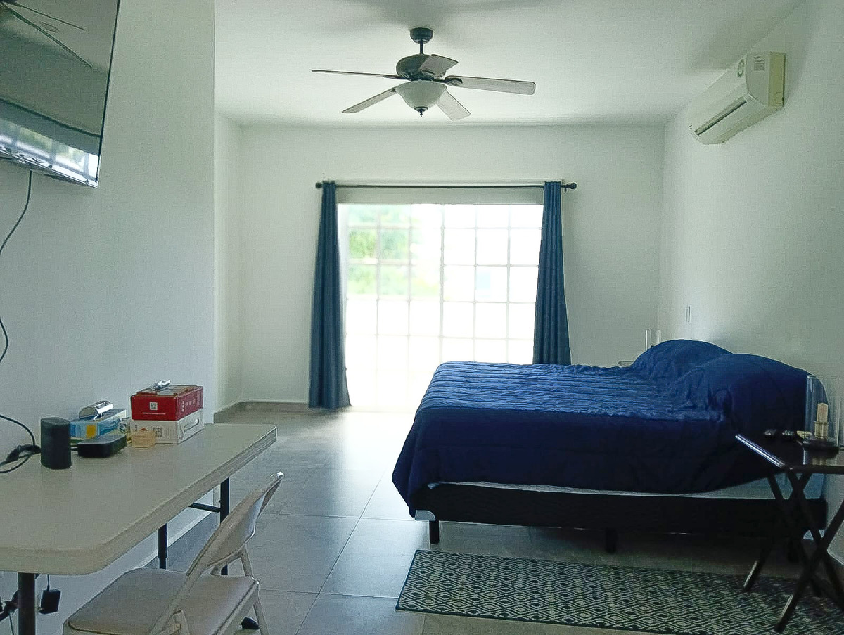 27 of 40: Amplia Recámara principal