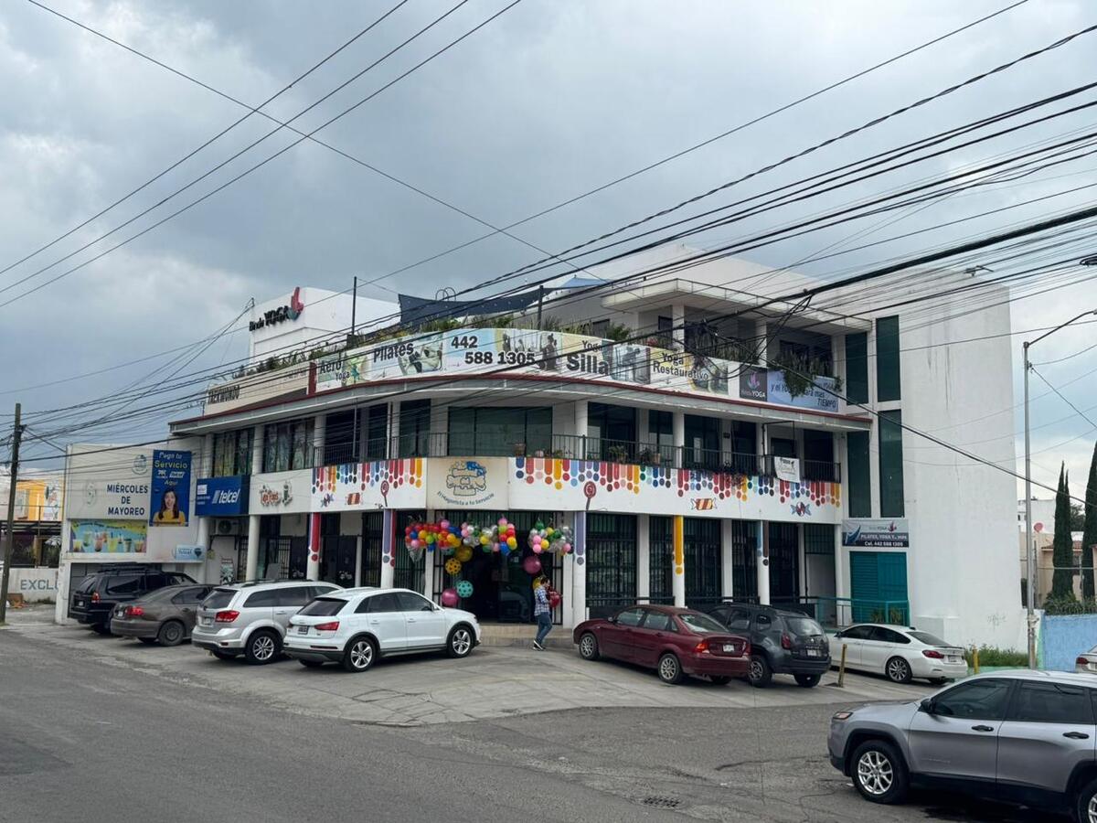7 de 9