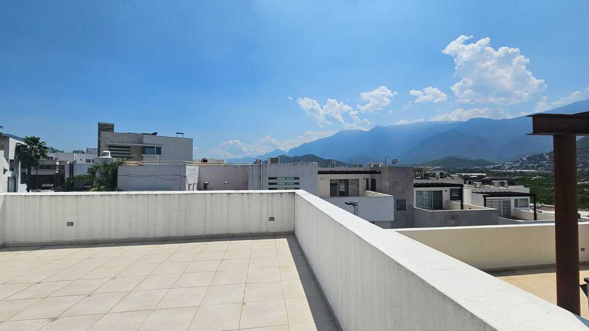 41 de 48: Terraza