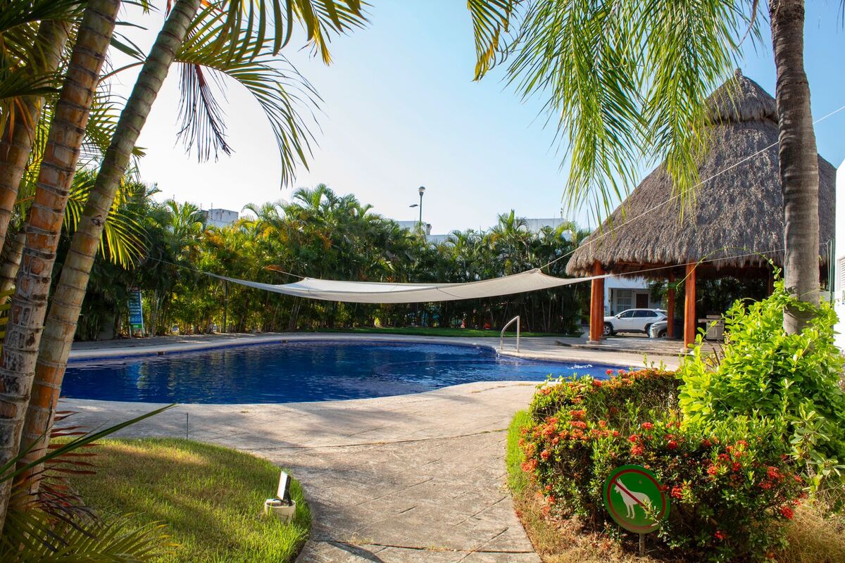 26 of 27: Casa Club Coto