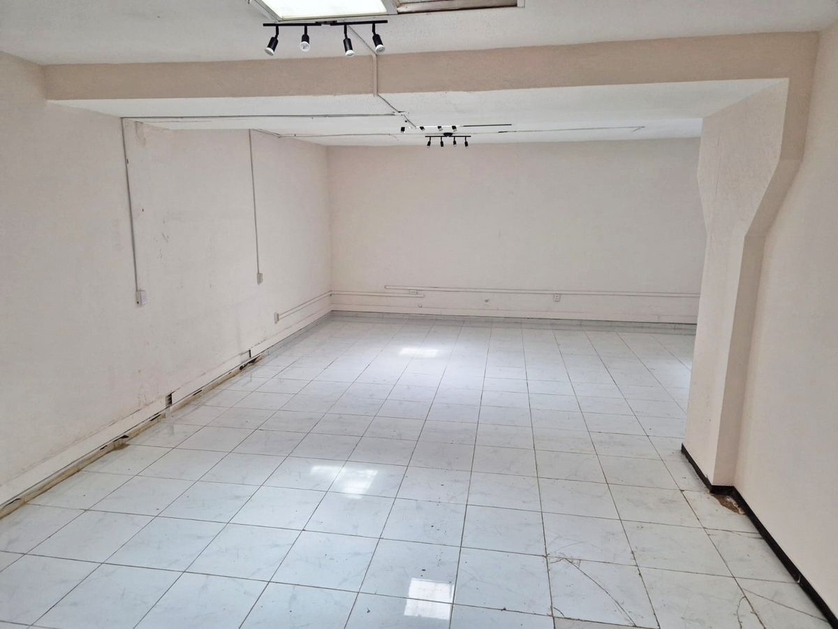 Edificio de 3 pisos en venta Uso amplio suelo comercial PB Col. Anzures - foto 4