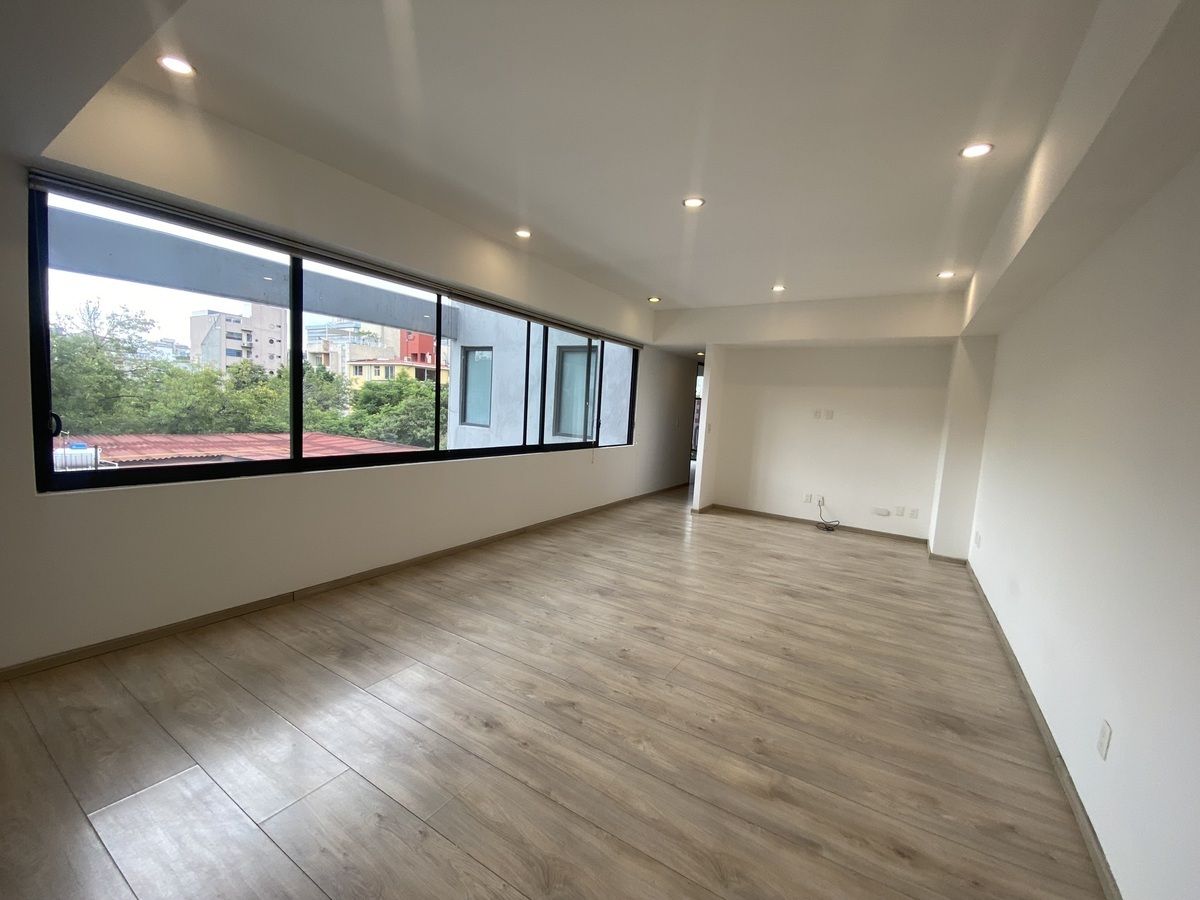 2 de 24: Estancia - Sala comedor