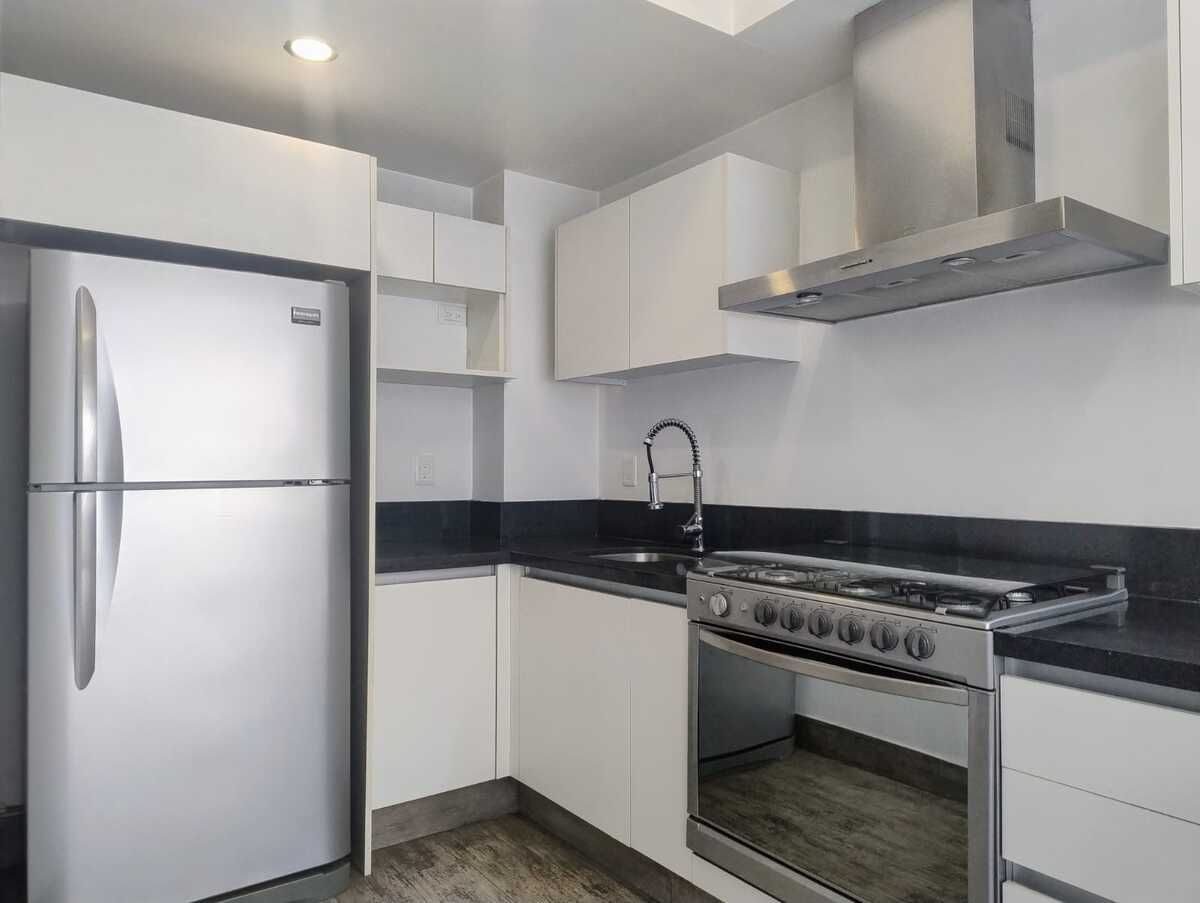 8 de 24: Cocina integral con barra