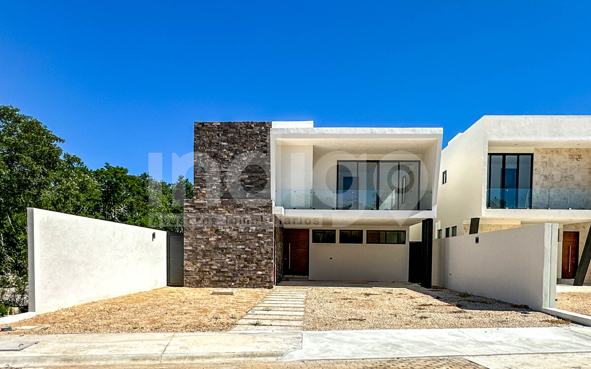 2 de 50: Fachada Frontal