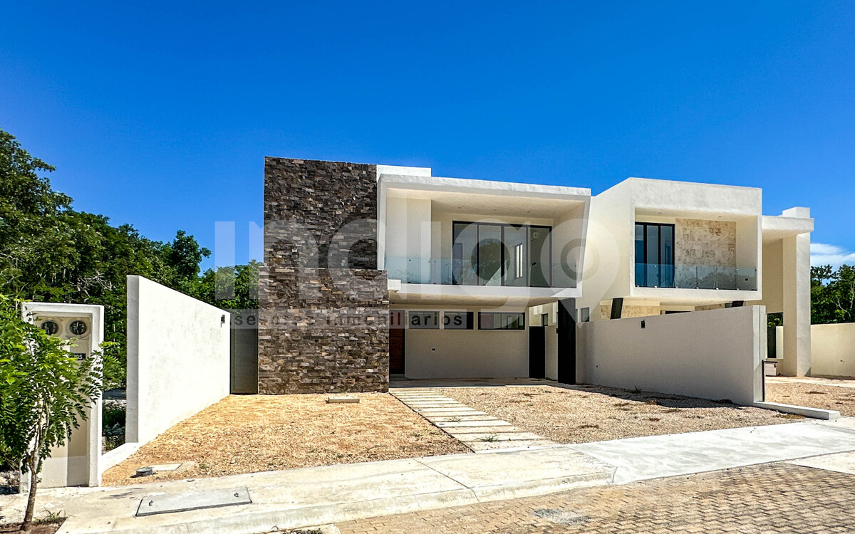 1 de 50: Fachada Frontal