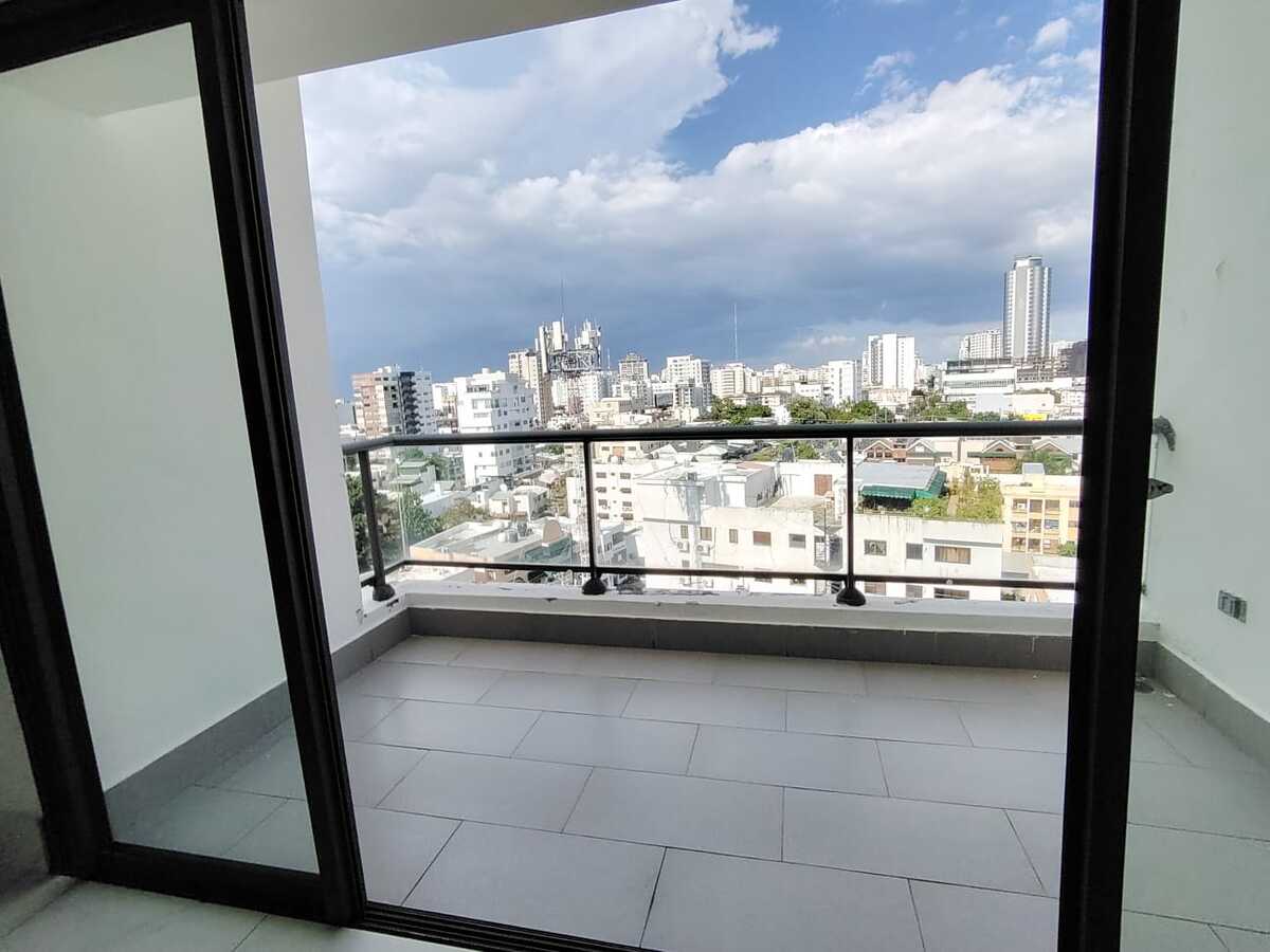 3 de 10: Balcon