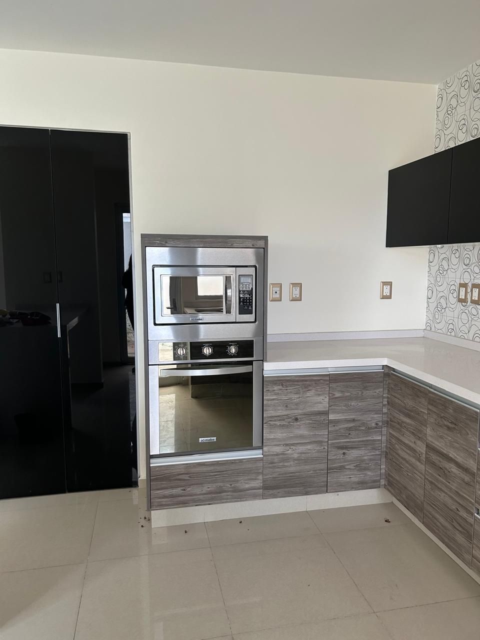 HOUSE FOR SALE HACIENDA JURIQUILLA SANTA FE + BEDROOMS + STUDY + BALCONY - foto 3
