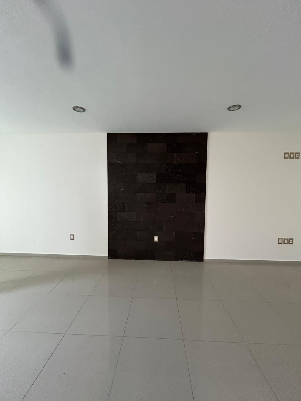 HOUSE FOR SALE HACIENDA JURIQUILLA SANTA FE + BEDROOMS + STUDY + BALCONY - foto 5