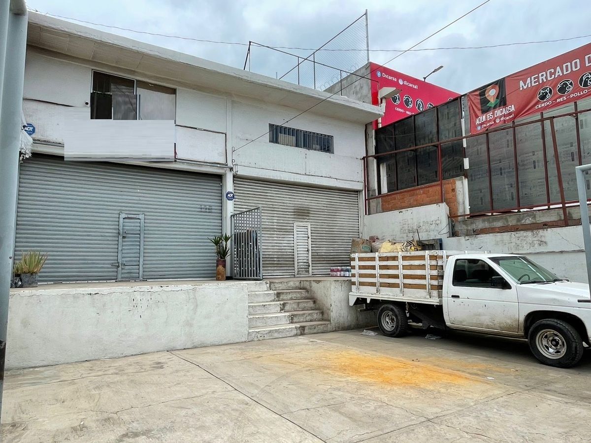 Venta de Bodega en Las plazas - foto 4