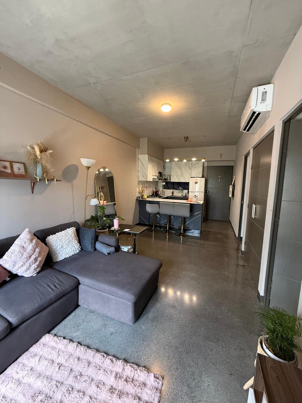3 of 14: Cocina y sala