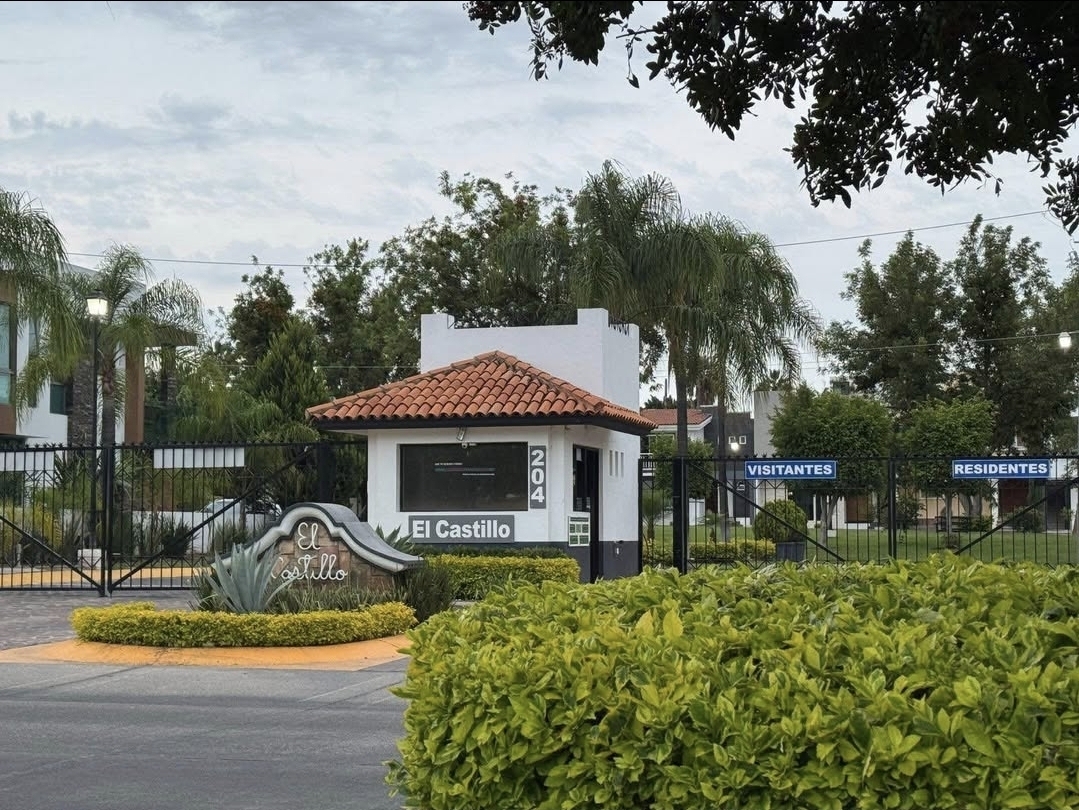 1 de 7: Entrada Coto El Castillo