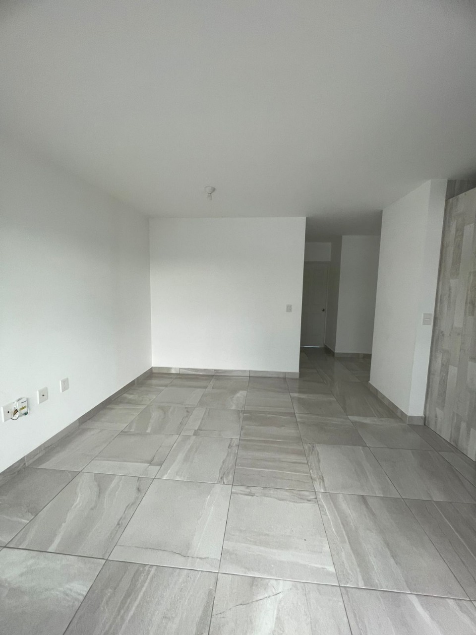 4 of 11: SALA COMEDOR