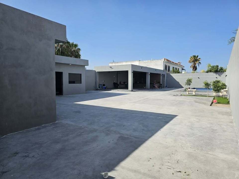 3 de 8