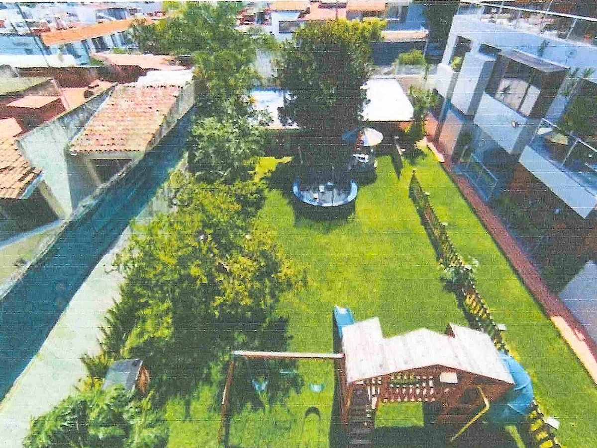 4 de 12