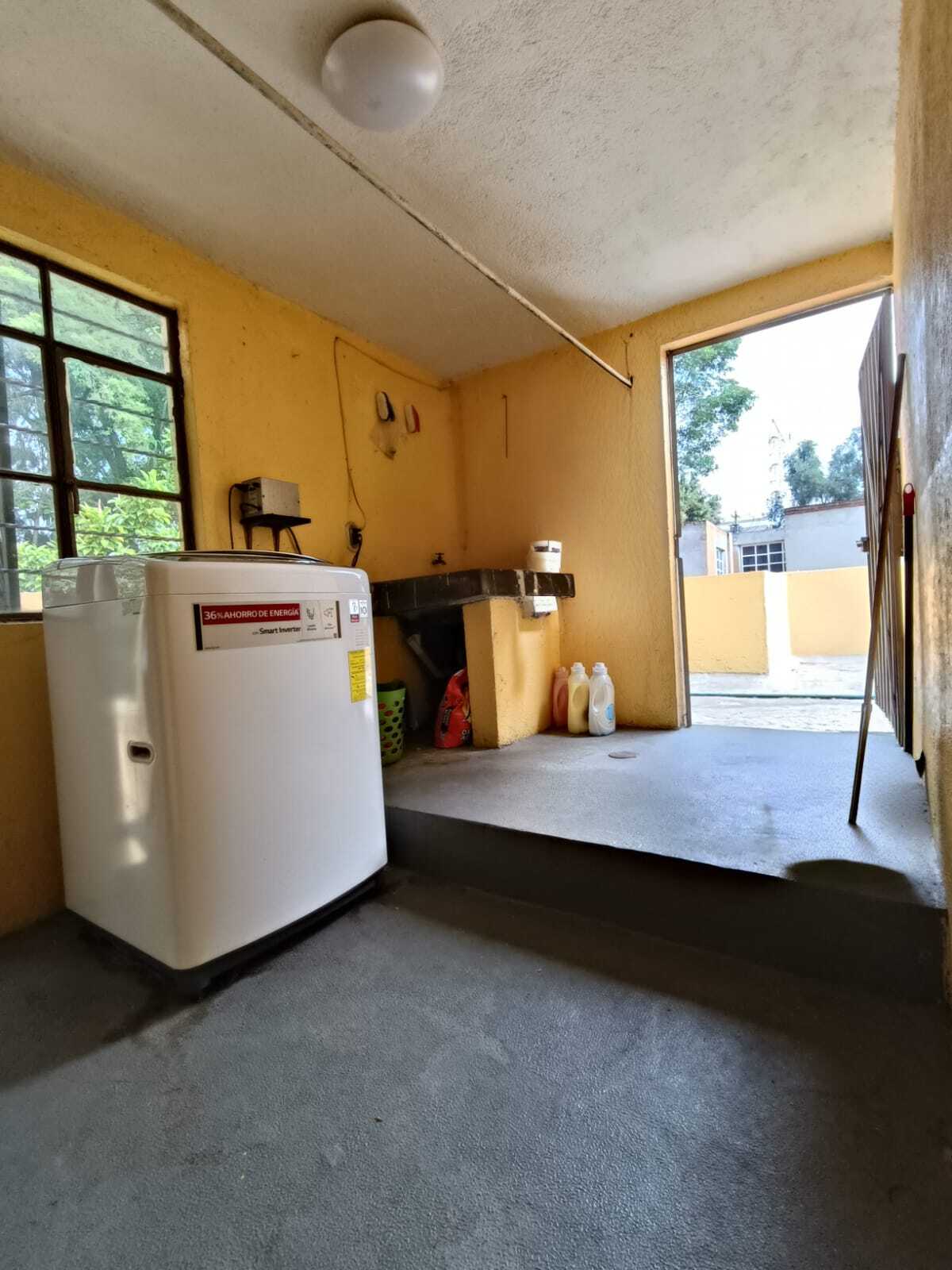 29 of 34: Cuarto de lavado