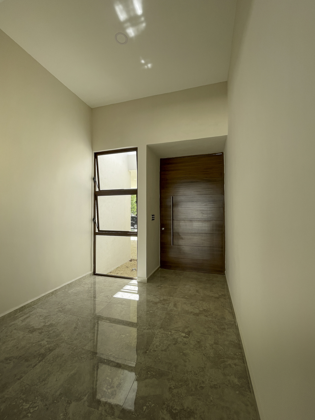 2 de 16: Modelo Chaká