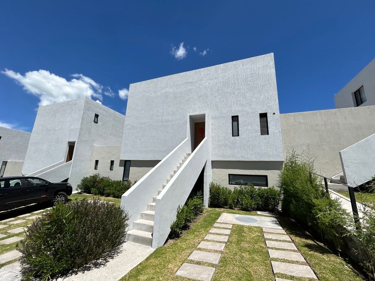 Town House Nuevo en Nazca Planta Alta