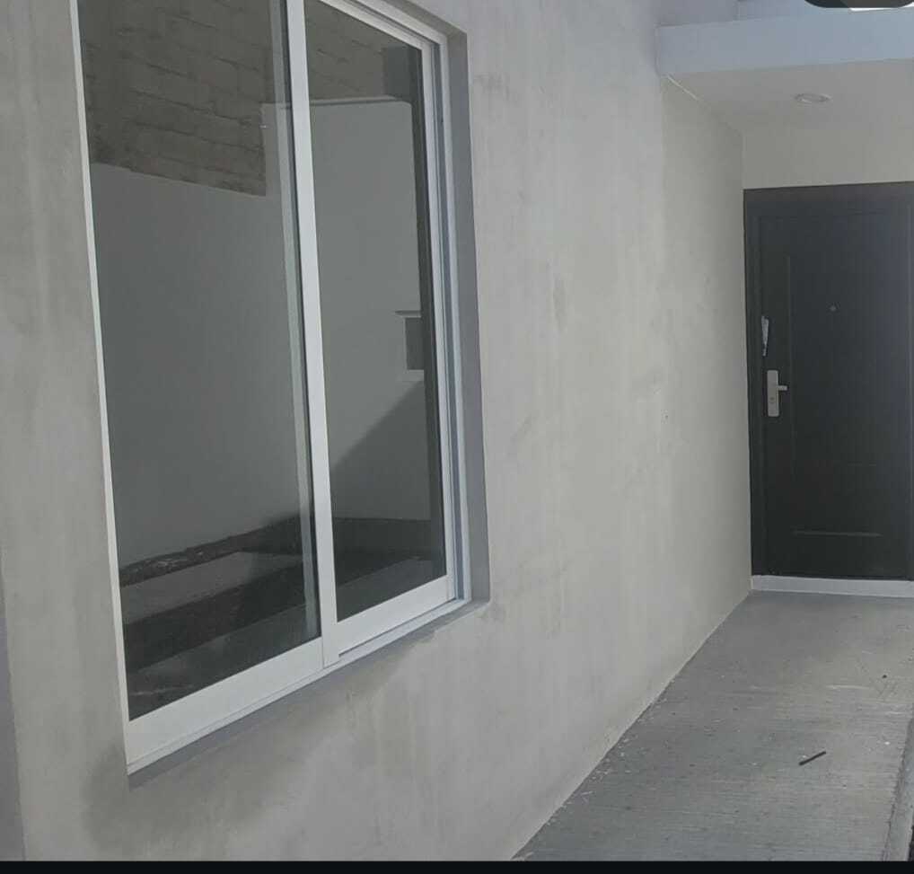 3 of 16: PUERTA PRINCIPAL
