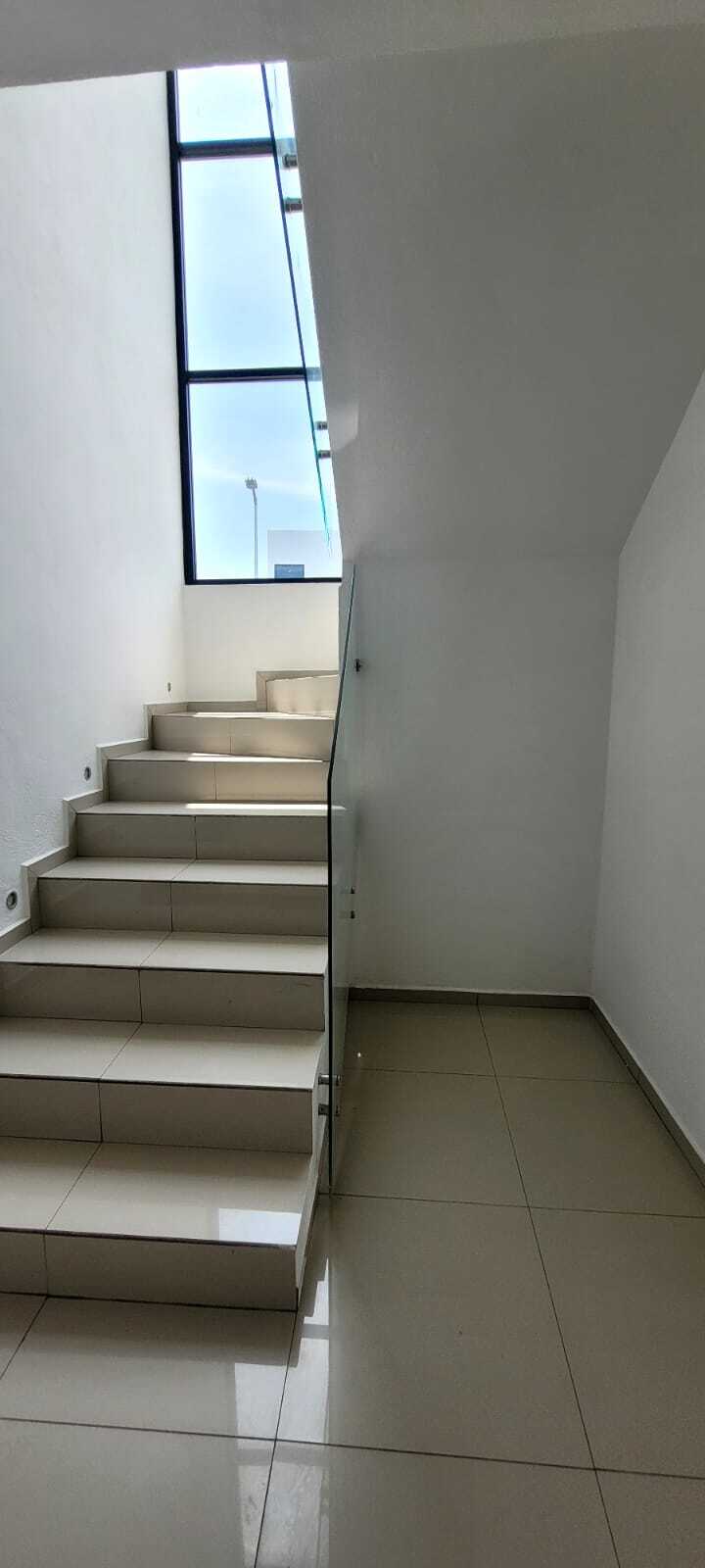 4 de 19