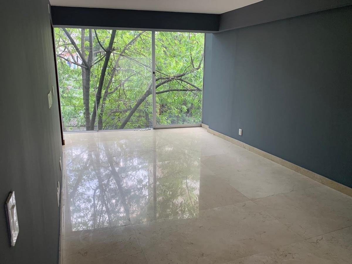 8 de 44: Sala y comedor